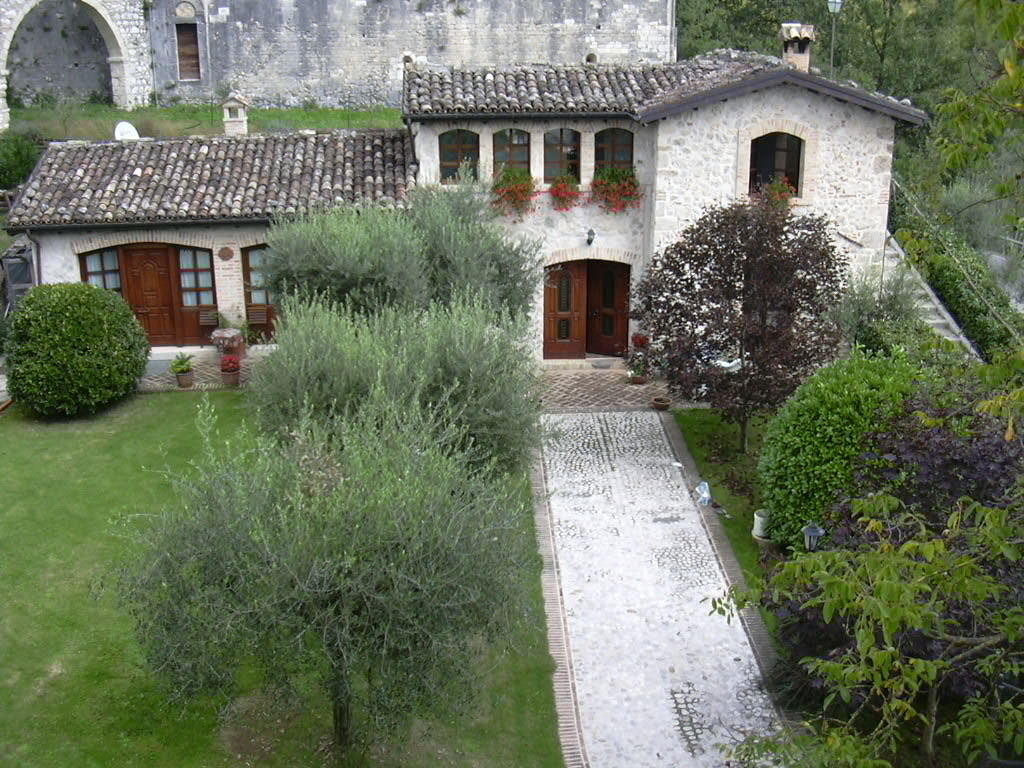 Agriturismo San Giovanni Ad Insulam Isola del Gran Sasso dʼItalia Dış mekan fotoğraf